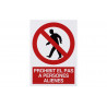 Ban sign in Catalan: Prohibit pas aliens COFAN